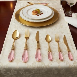 Bestickset med rosa glashandtag, 36 delar, middagsset, guld, silver, titan, bestick, bröllop, hemgift, bordsservis, rostfritt stål