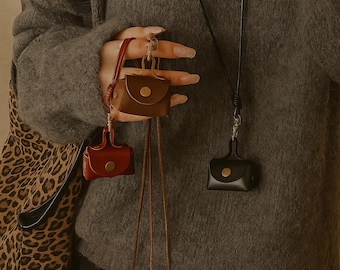 Collar con colgante de mini bolso de cuero: cordón ajustable, joya con dije para bolso
