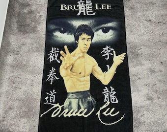 Vintage 90s Bruce Lee Beach Towel Tapestry – Movie Legend AOP Rare Official