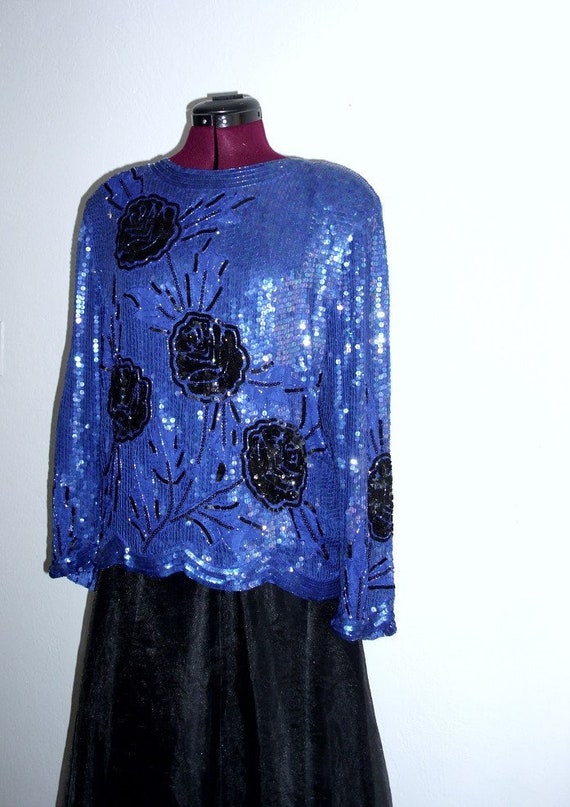 Sale Vintage Sequined embellishment Long Sleeve Ev