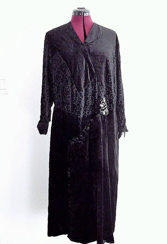 Vintage 1920's Silk Black Velvet Dress