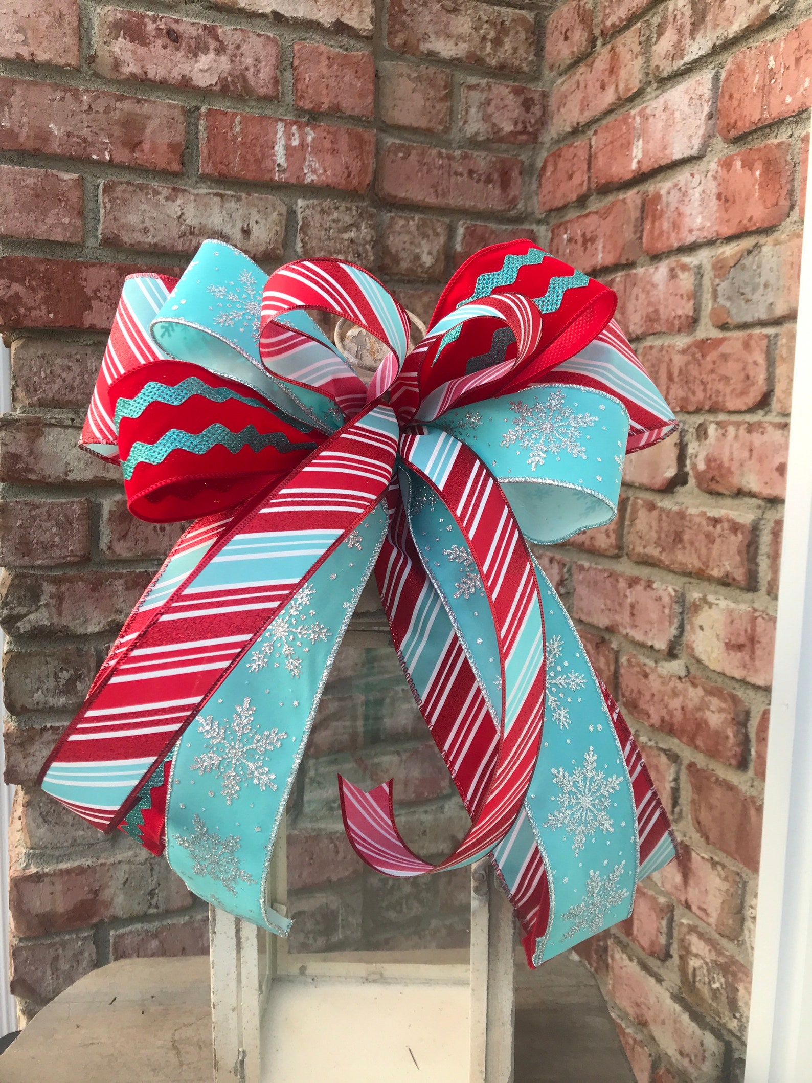 Christmas Aqua and Red Retro Bow: Wreath Bow - Etsy