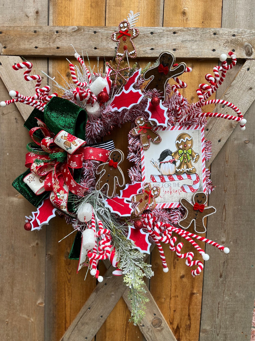 Gingerbread Wreath: Christmas Decor Red Green Traditional - Etsy
