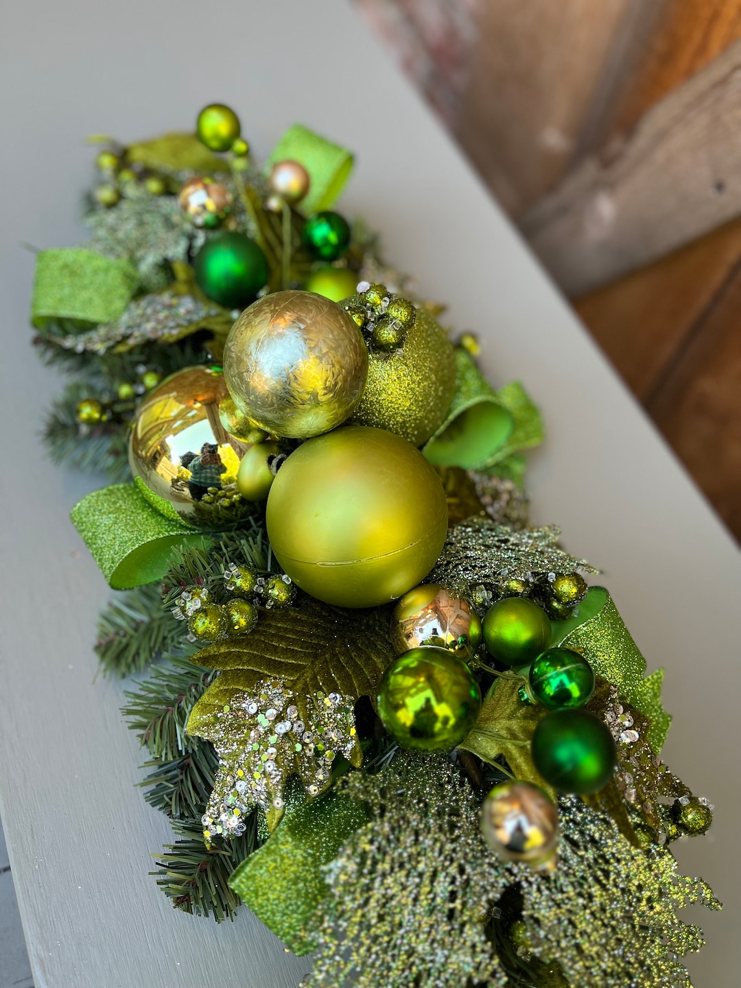 Christmas Centerpiece in Green, Christmas Table Decor, Holiday Centerpiece, Green Centerpiece