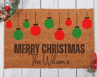 Felpudo personalizado de Feliz Navidad, Felpudo con nombre de familia personalizado, Decoración navideña para la entrada, Felpudo de bienvenida navideño, Regalo de Navidad