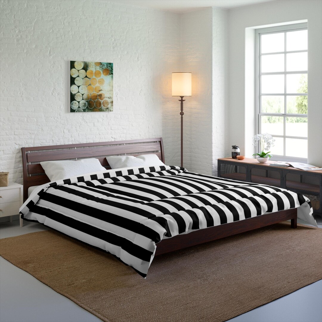 Black and White Striped Comforter: Retro Modern Polyester Quilt - Etsy