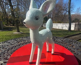 Figura retro kitsch de ciervo navideño azul verdoso hecha de papel maché, 24 cm de alto, excelente estado.