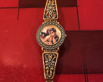 Vintage Gold Tone Ornate Band Cherub Women's Wristwatch