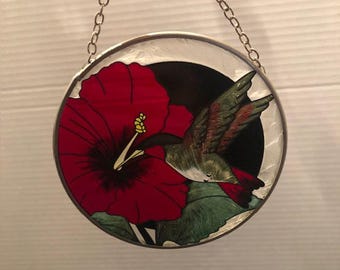Vintage Stained Glass Suncatcher Hummingbird with Red Flower - 4.5"D