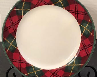 Set of 4 - Vintage Block Father Christmas Dinner Plate Red Green Tartan Plaid Border 1995