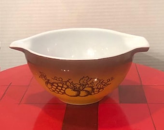 Vintage PYREX #441 Old Orchard Pattern Mixing Bowl 1-1/2 PT Made in USA