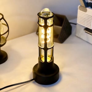 Vintage Table Lamp Industrial Design Minimal Aesthetic Bedside Lamp Retro Style Edison Bulb Warm Glow Ambient Lighting Desk Accessory