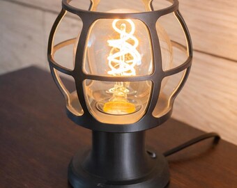 Industrial Cage Lamp Vintage Style Edison Bulb Table Lamp Bedside Lighting Warm Ambient Light Fixture Metal Design Desk Accent Nightstand