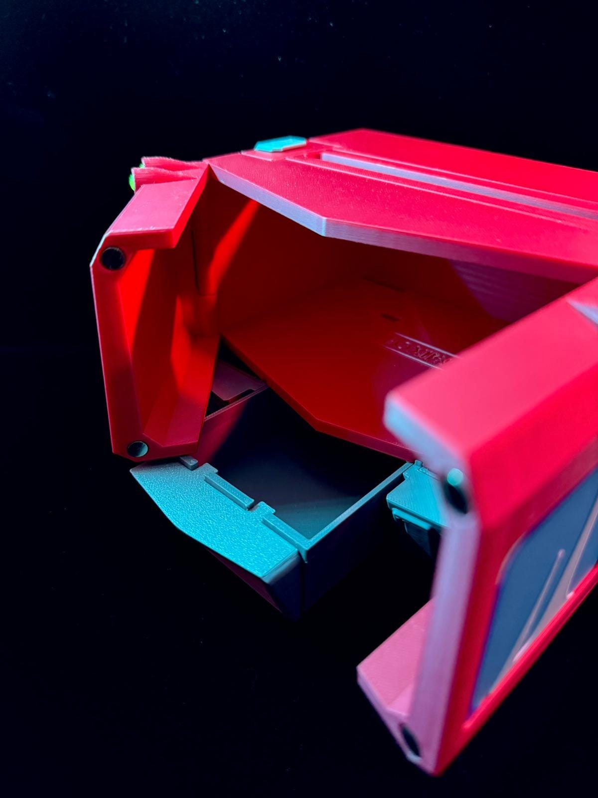 Optimus Prime Inspired Tissue Box, 3D Printed Robot Desk Organizer - Etsy