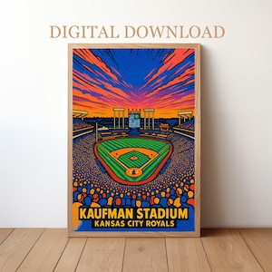 Könnte beinhalten: Ein gerahmter Digitaldruck des Kaufman Stadiums, der Heimat der Kansas City Royals, mit einer lebendigen, stilisierten Illustration. Das Kunstwerk zeigt ein Baseballfeld, Stadionbestuhlung und einen farbenfrohen Sonnenuntergangshimmel. Der Text oben lautet "DIGITALER DOWNLOAD".