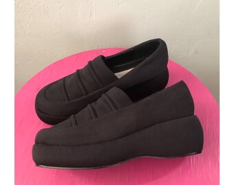 90s slip on shoes