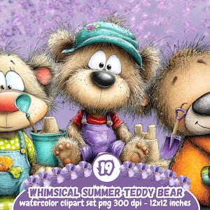 Könnte beinhalten: Aquarell-Clipart-Set mit drei skurrilen Teddybären am Strand. Die Bären tragen Latzhosen und Hüte, mit Sandspielzeug und einer Sandburg. Der Hintergrund ist lila mit Blumen und Text: "WHIMSICAL SUMMER TEDDY BEAR" und "12x12 inches".