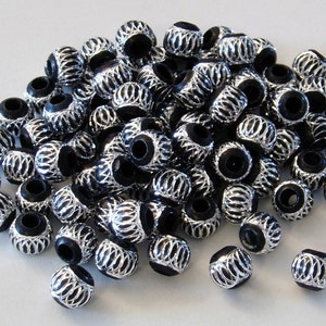 10pc - 8mm Anodized JET BLACK Diamond Cut Spiral Circle Design Round Metal Spacer Beads