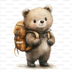Pode incluir: Ilustração em aquarela de um urso marrom fofo usando um casaco com capuz cinza e carregando uma mochila marrom. O urso tem uma expressão amigável, bochechas rosadas e botas pretas. A obra de arte tem um estilo suave e fantasioso.