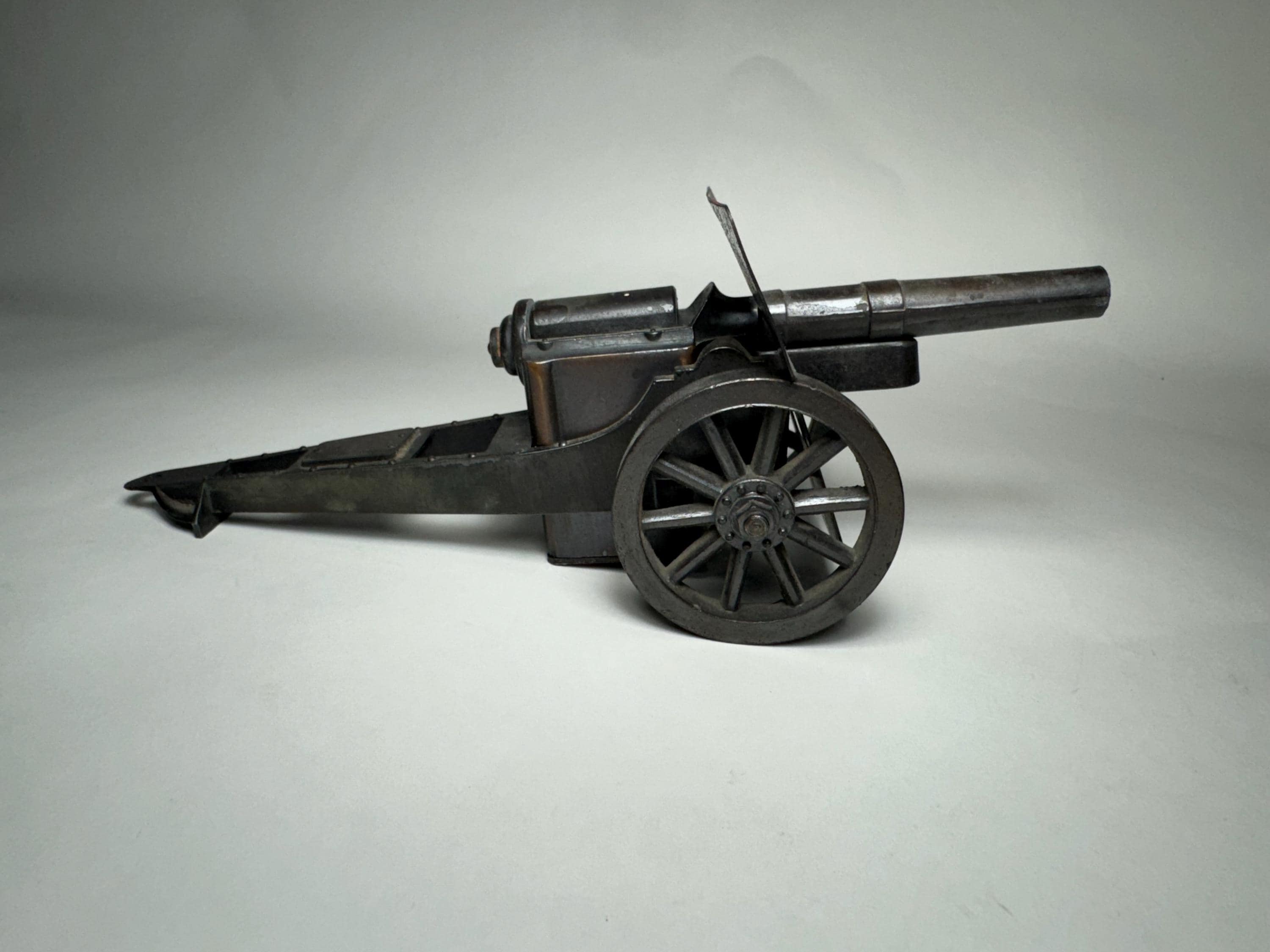 Cannon Lighter