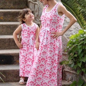 Mommy and me Rinna's dress size ranges XS to XXL women and 1 to 10 years girls image 1