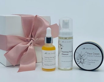 Natürliche Hautpflege Geschenkset: Intense Hydratation Gesichtscreme, Kamille Reiniger, Beruhigendes Gesichtsserum