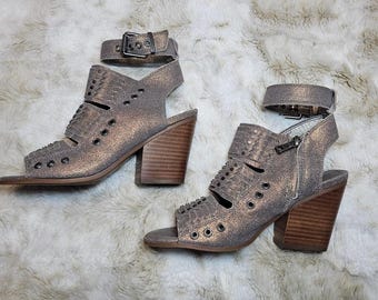 Latigo Gray Leather Ankle Boots