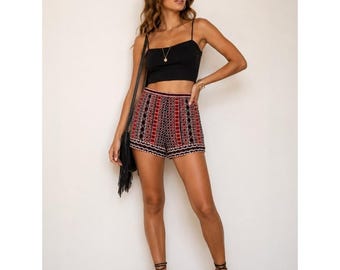 Short taille haute à imprimé tribal Forever 21, taille S