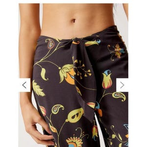 Pantalones culotte estampados Urban Outfitters UO Poolside Boho de pierna ancha SP imagen 12