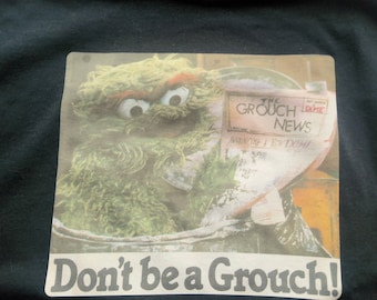 Sesame Street Oscar the Grouch T-Shirt - Retro Vintage Style Shirt