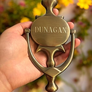 Custom Engraved ANTIQUE BRASS &quot;Roxbury&quot; Style Solid Brass Door Knocker - 7-3/4&quot;