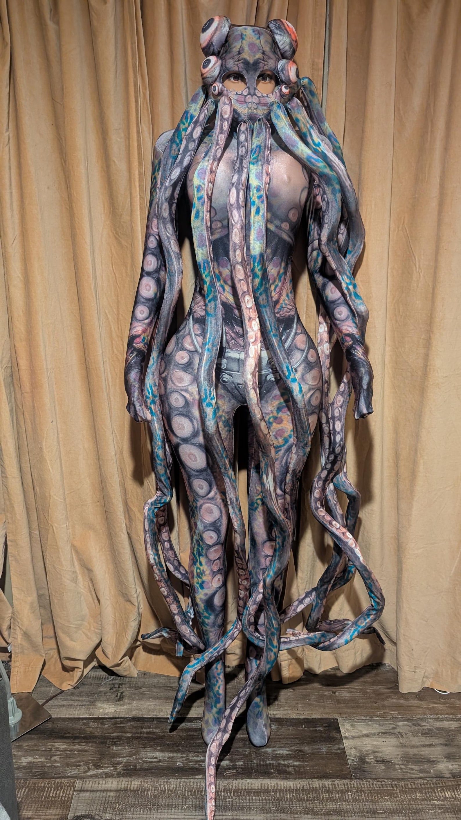 Octopus Monster Costume: Glow Tentacles, Creepy Halloween Mask-by ...