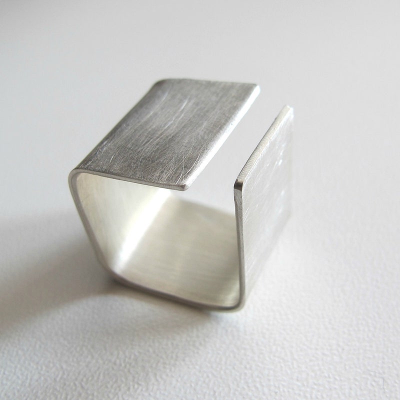 Modern Silver Ring - Etsy
