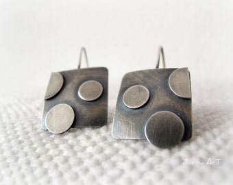 Dots silver earrings, drop earrings, contemporary, wearable, modern, elegant, handmade