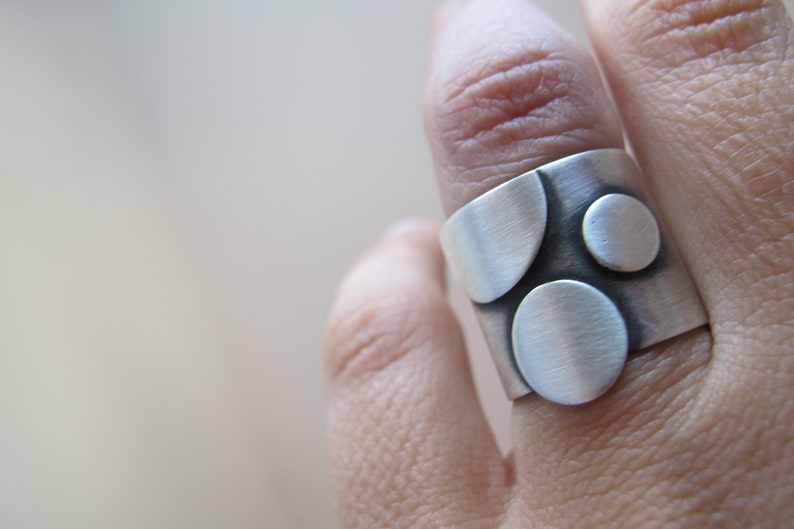 3Dots Silver Wide Statement Ring, contemporary, wearable, modern, elegant, handmade, everyday ring image 4