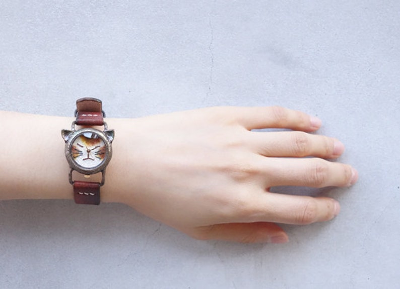 Vintage Retro Handcraft Watch with Handstitch Leather Band /// A cute Cat Watch NekoNekoR Perfect Gift for Birthday, Anniversary image 5