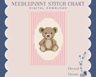 Puede incluir: Un gráfico de punto de cruz digital con un diseño de oso de peluche. El oso está centrado en un fondo a rayas rosas y blancas, dentro de un marco ovalado. El texto "Needlepoint Stitch Chart Digital Download" está en la parte superior.