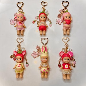 Sonny Angel Schlüsselanhänger Strawberry Love Sammlerstück