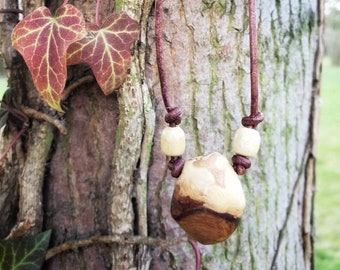 natural treasure necklace with magical tree pearl from the witchy forest
