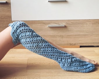 Crochet PATTERN - Twirling Toes Socks