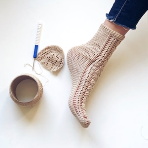 Crochet PATTERN for socks - Leaf Lace Socks