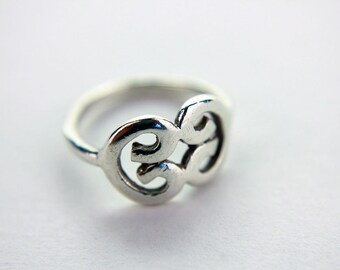 Hand Forged Vintage, Sterling Silver, Vintage Celtic Ring, UK K