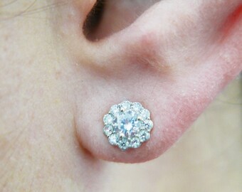 Pendientes cz de oro de 14K. Pendientes de perno de oro elegante. Pendientes de poste de oro. Pendientes de oro. sementales de oro. Pendientes de 14k. Pendientes de oro solitario