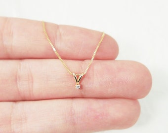 Solitaire Diamond Necklace, tiny Diamond  Necklace, Minimalist Necklace, Natural Brilliant Cut Diamond Necklace, Christmas Gifts for Her