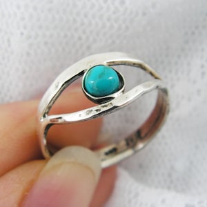 Turquoise ring. Sterling silver ring. Silver turquoise ring. Eye of ra ring. Egyptian ring. Turquoise jewelry. (sr-9628-596)