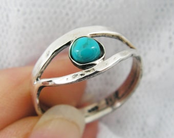 Turquoise ring. Sterling silver ring. Silver turquoise ring. Eye of ra ring. Egyptian ring. Turquoise jewelry. (sr-9628-596)