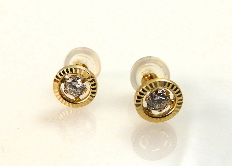 14K Gold Circle Earrings. Elegant Gold Circle Stud Earrings. - Etsy