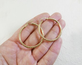 35mm Large hammered 14Kt real yellow gold hoops earrings. Dainty 14kt yellow gold hoop earrings. gold earrings. 14kt texture elegant earring