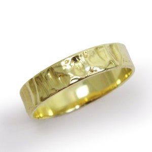 14k Shiny textured wedding band. 14k yellow gold wedding band. Unisex wedding band. Men wedding band (gr-9404-1509)