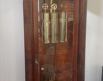 Howard Miller Milles_ Model 610-868_ Moon Dial Westminster Chimes- LOCAL PICKUP ONLY!